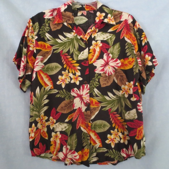 Unbranded Tops - Colorful Hawaiian Button Front Women's Shirt